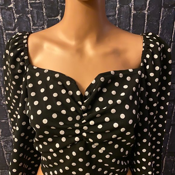 POLKA @DOTS - Picture 3 of 4